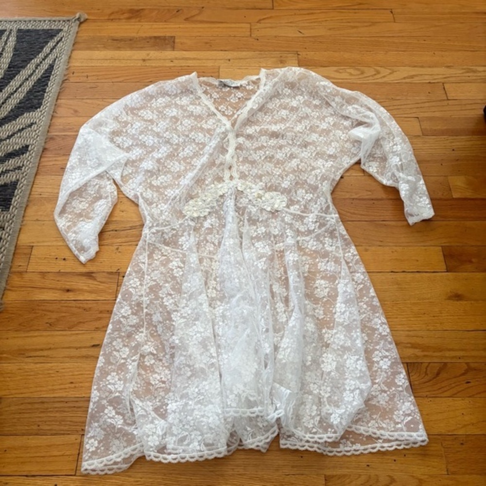 Vintage Val Mode Lingerie Lace Cover Up Size Medium